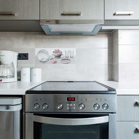 Romantic Love-Nest Studio Near Acropolis & Metro أثينا المظهر الخارجي الصورة
